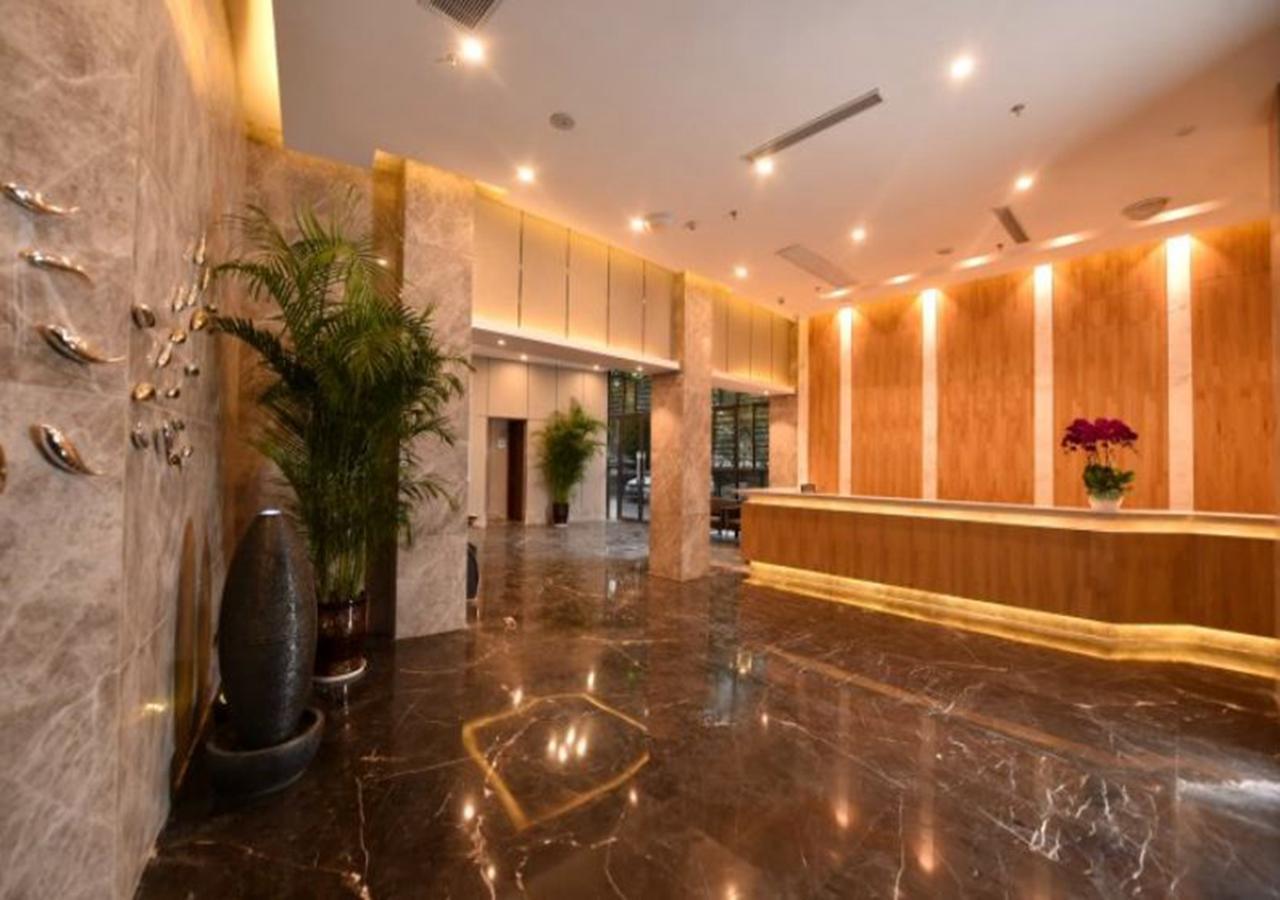 Days Inn Business Place Bagu Tsjoengking Buitenkant foto