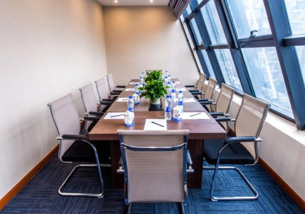 Days Inn Business Place Bagu Tsjoengking Buitenkant foto