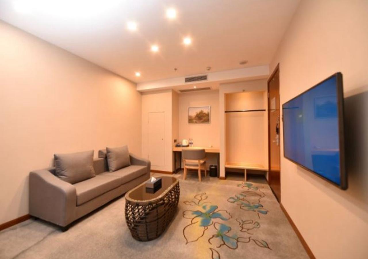 Days Inn Business Place Bagu Tsjoengking Buitenkant foto