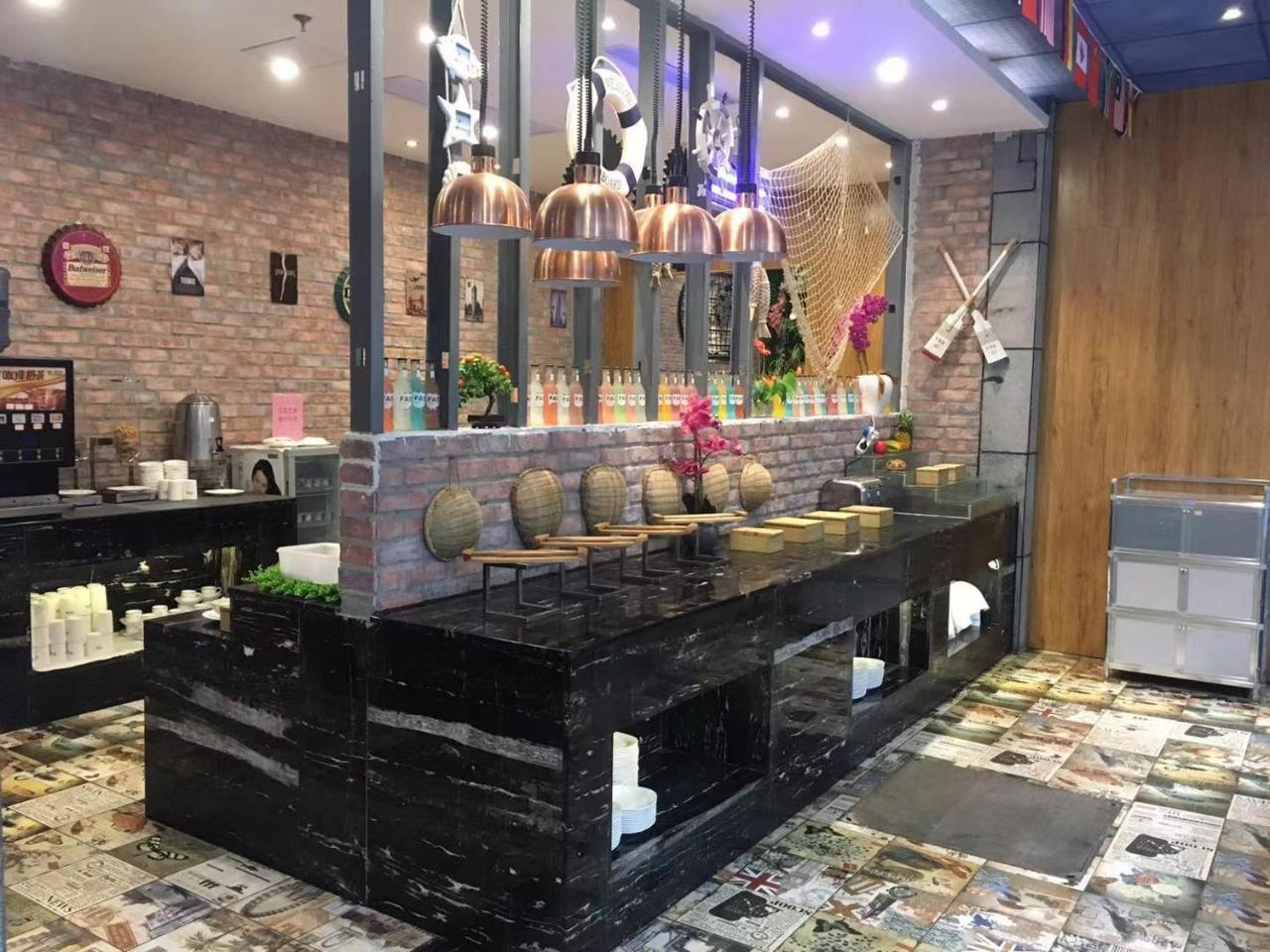 Days Inn Business Place Bagu Tsjoengking Buitenkant foto